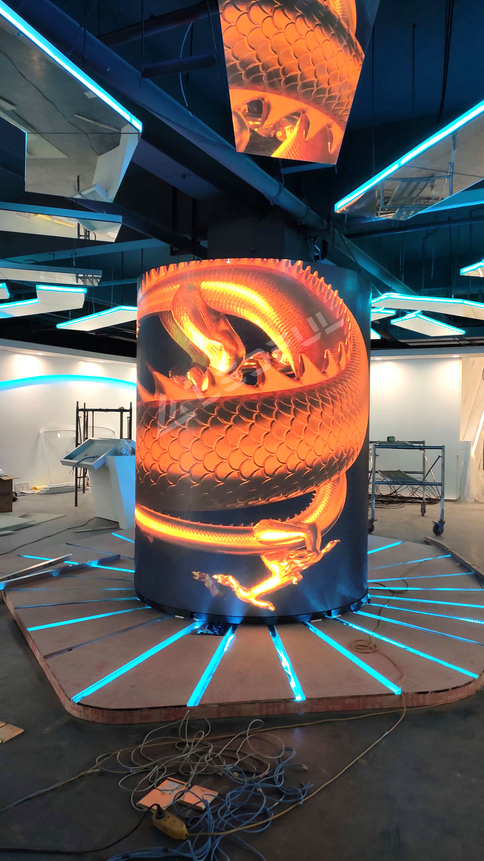 LEDFUL FLEX Series LED Make the Excellent Pillar LED Display