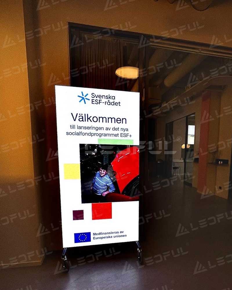 led-poster-1